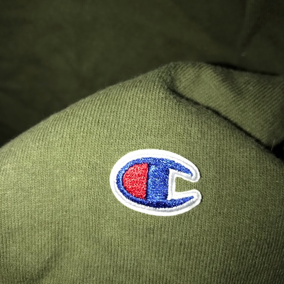 Men’s Green Champion Long Sleeve - Medium - Picture 2 of 3